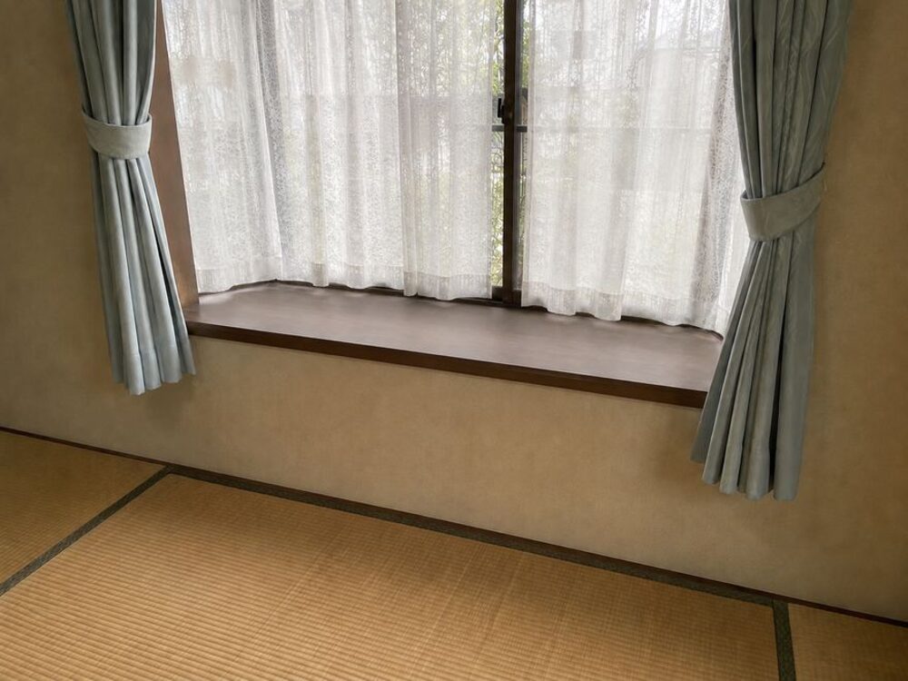 空き家管理レポートの作業後の写真：和室 出窓